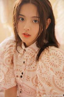 爆料娱乐圈杨超越是谁,杨超越是谁？揭秘这位话题女星的背后故事